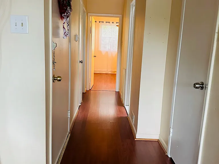 286 Ridgeway Plz #2 — Photo 4