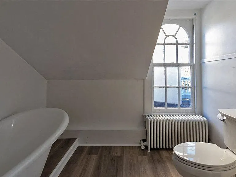 Chestnut Mansion LLC — Photo 16