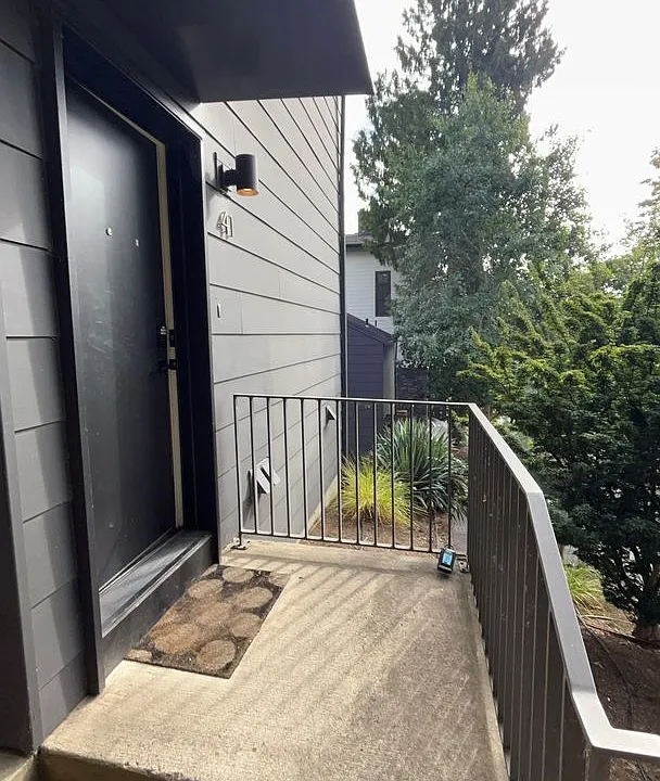 31-47 D Ave