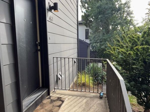 31-47 D Ave