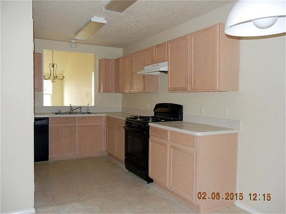 5th image of 15022 Sugar Sands Dr