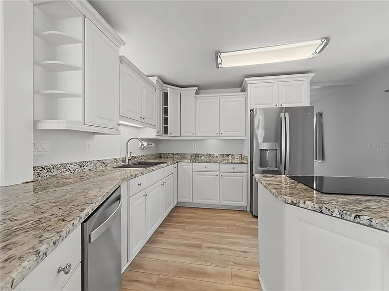 125 Lake Roy Dr — Photo 18