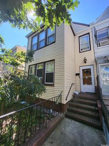 37-38 93rd Street, Jackson Heights, NY, 11372