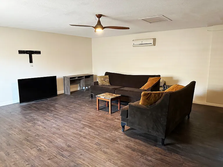 Gaming/TV room