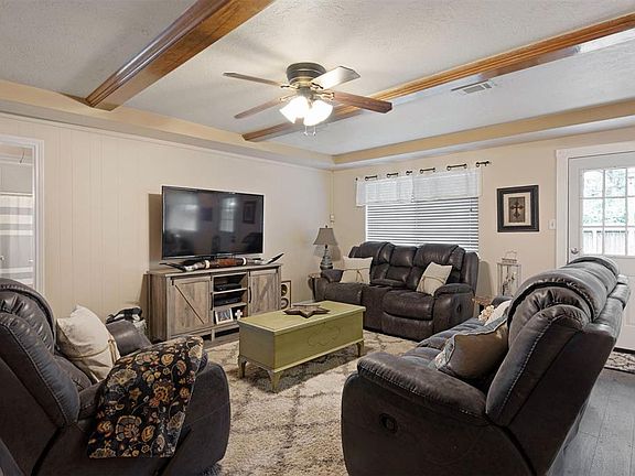 5th image of 2118 Oak Shores Dr