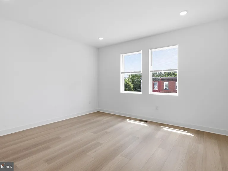 3931 Fairmount Ave #3 — Photo 17