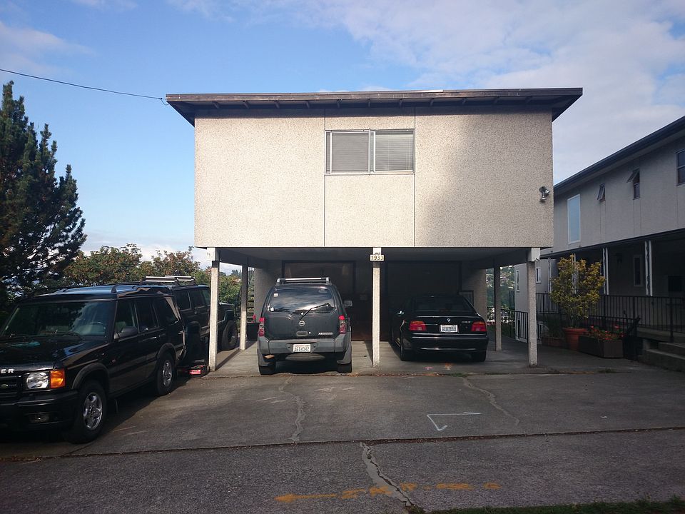 1st image of 1933 12th Ave W