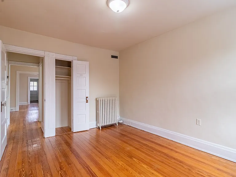316 Tilden St #C — Photo 13