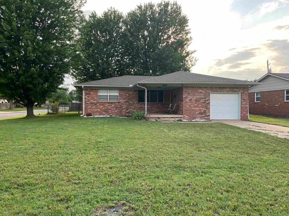 3351 S Leonine Rd, Wichita, KS 67217