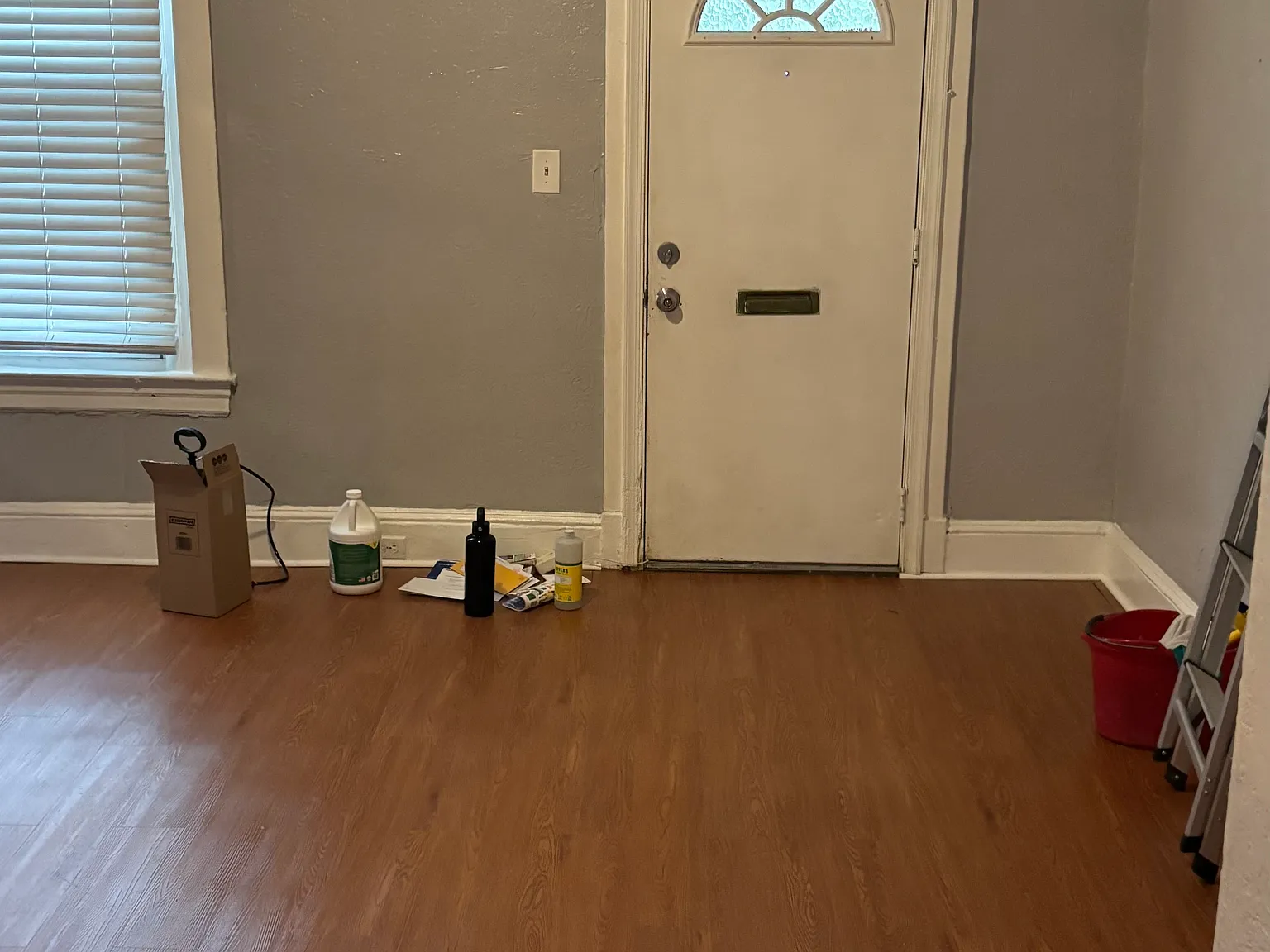 3 bed, 1270 sqft, $1,550 — Photo 1