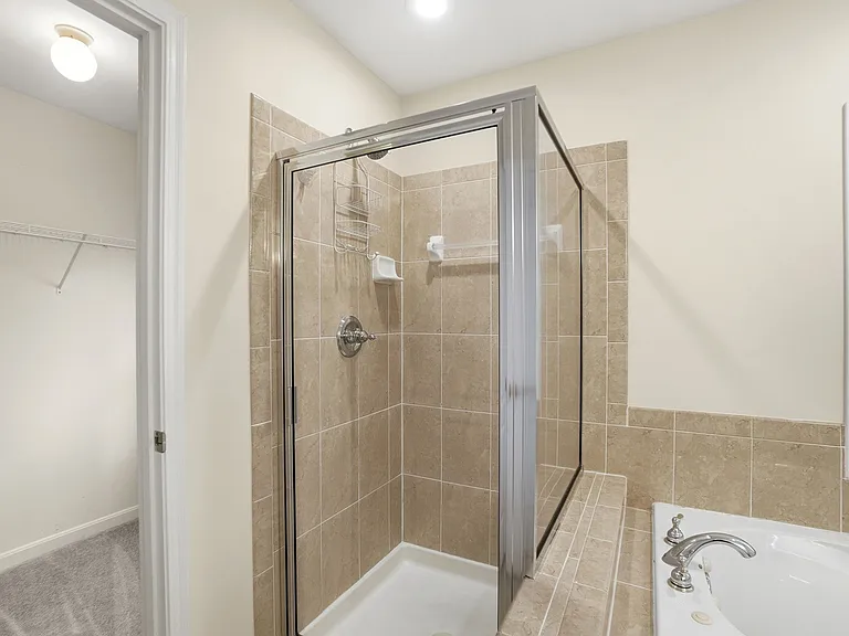 7822 Remington Rd — Photo 40