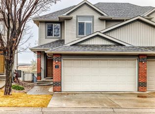 Tarasun Gardens, Edmonton, AB T6R 0C9