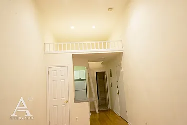 Rented by Peter Ashe