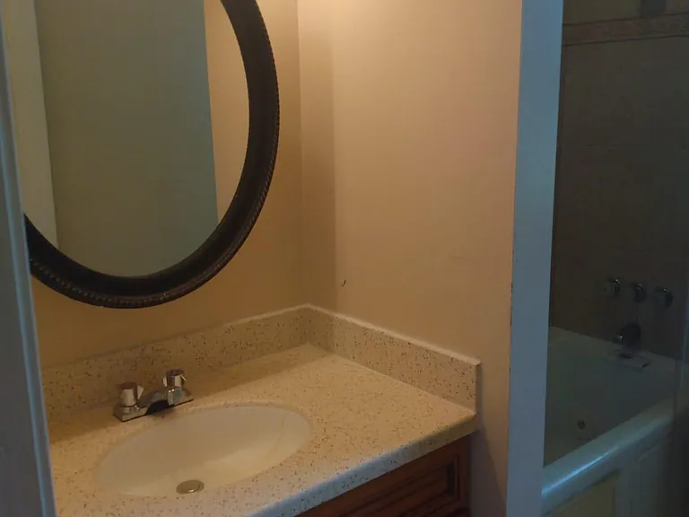 1249 Woodruff Ave — Photo 18