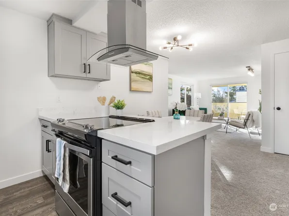 12906 8th Avenue W #D301, Everett, WA 98204
