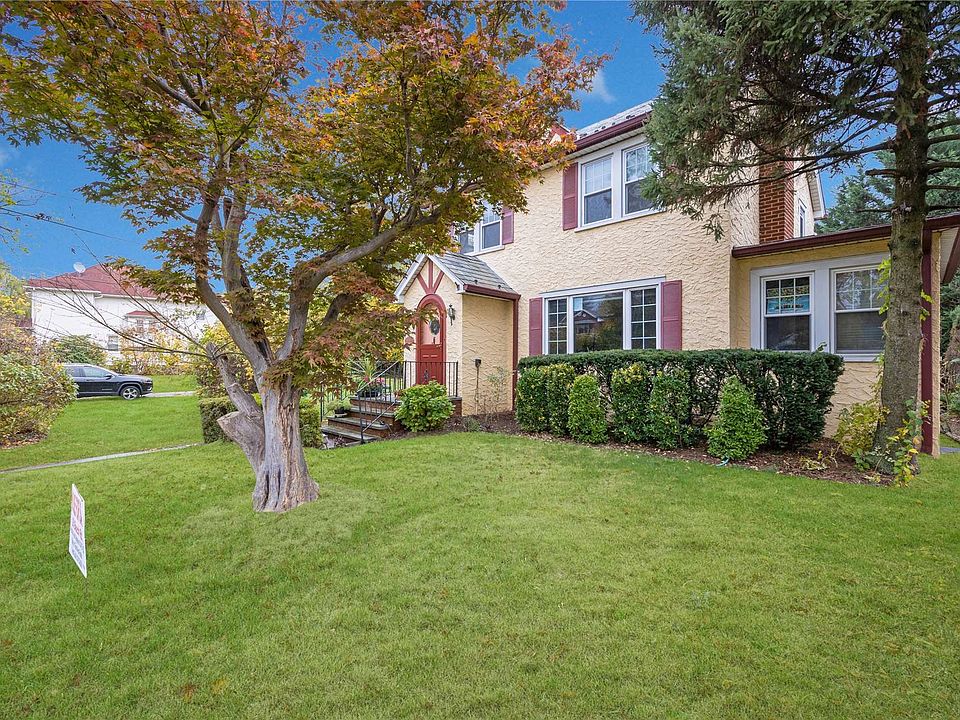 26 Beach Rd, Great Neck, NY 11023 MLS 3443022 Zillow