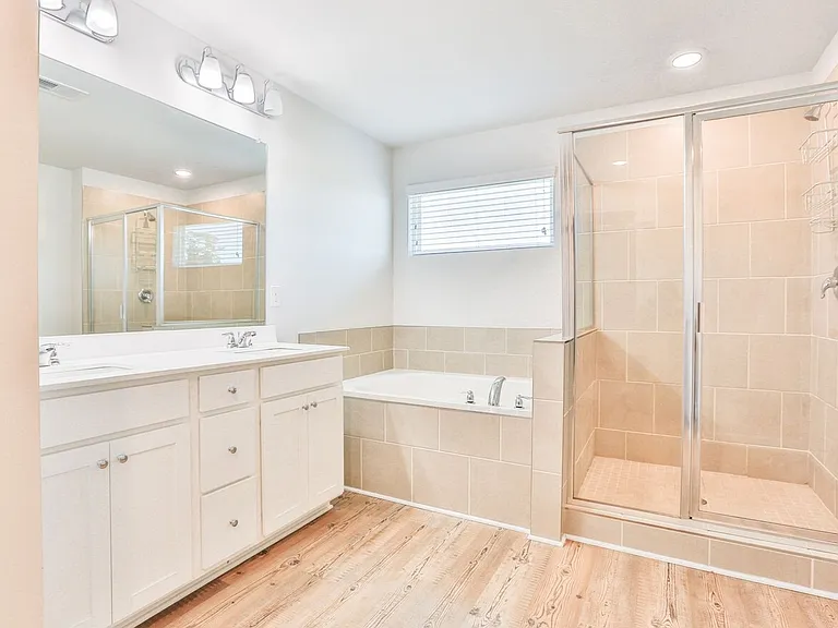 1020 Point Place Dr — Photo 20
