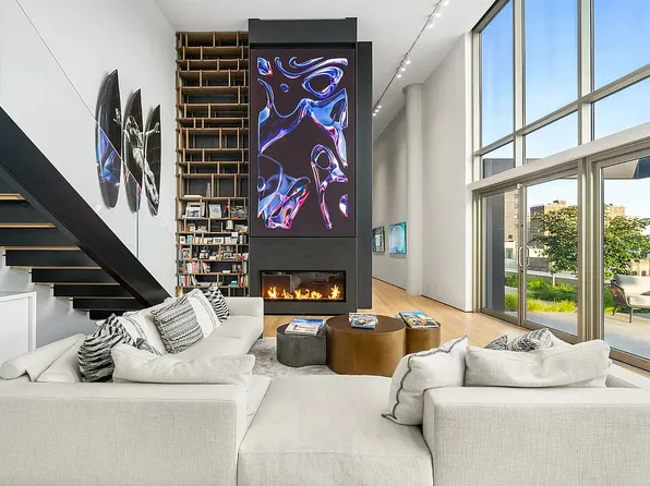 310 E Houston St #Penthouse, New York, NY 10009