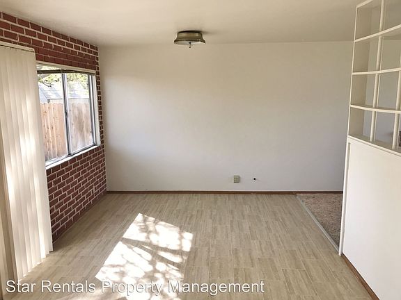 3rd image of 1161 Verdin Ct