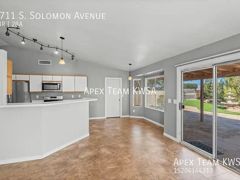 7711 S Solomon Ave — Photo 9