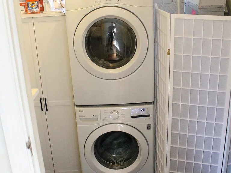 Laundry/Utility Room attached to Kitchen