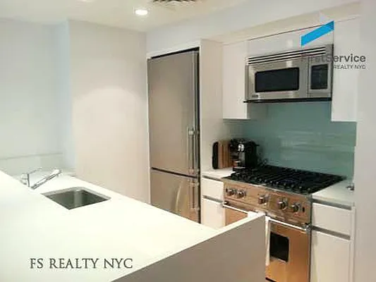 Rented by FirstService Realty (legacy) | media 58