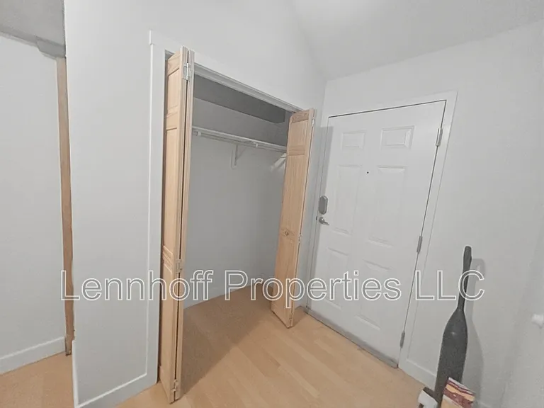 240 Jackson St #309 — Photo 13