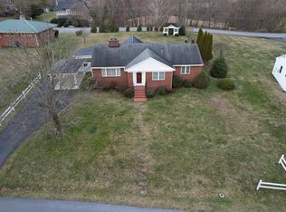 252 Magnolia St, Marion, VA 24354