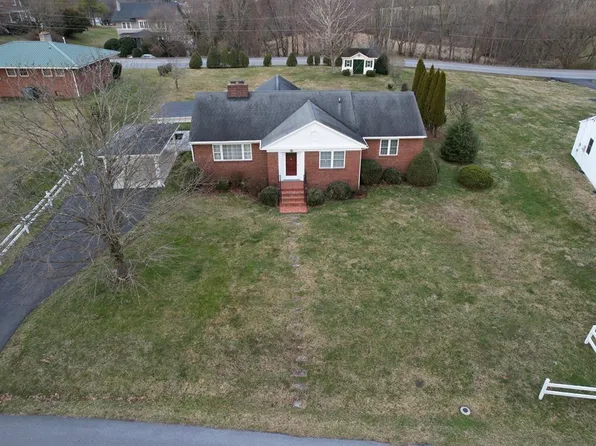 252 Magnolia St, Marion, VA 24354