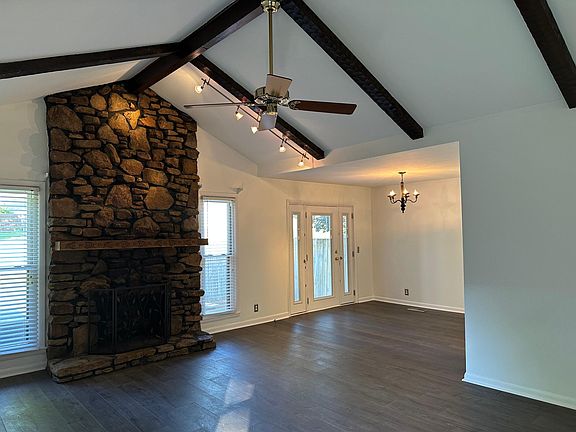 3rd image of 854 Todd Preis Dr