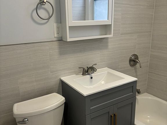 2nd image of 185 Columbia Ave #1