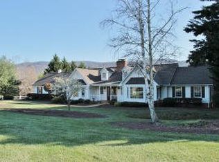 7056 Highfields Farm Trl, Roanoke, VA 24018