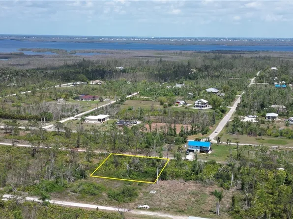 13801 Manchester Ln, Bokeelia, FL 33922