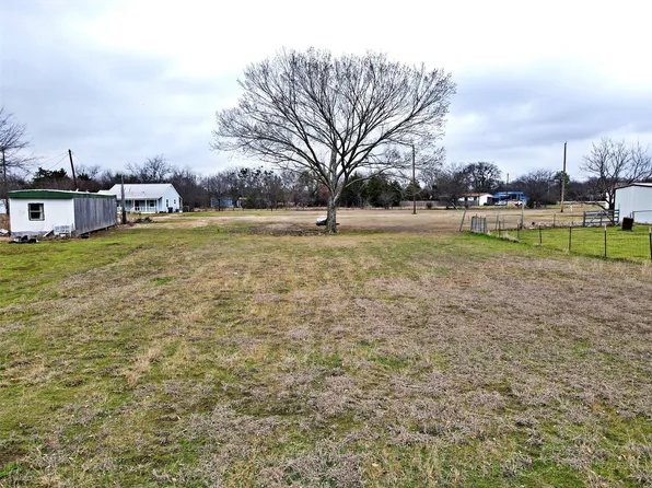 664 Smith Cir, Pt, TX 75472