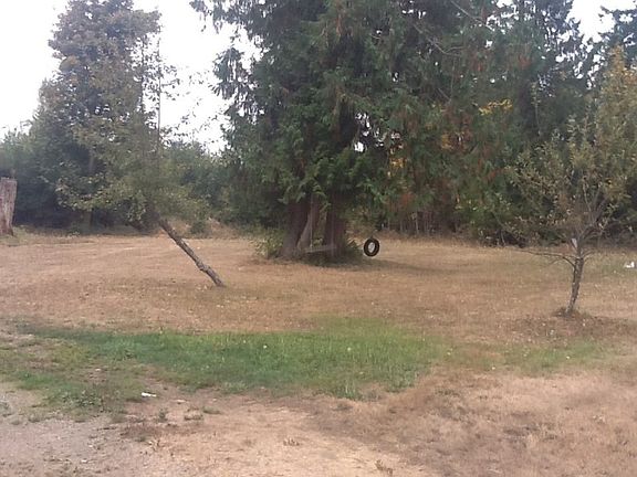 1.5 acres lot is large and level