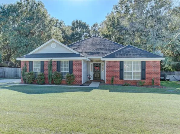 5370 Elgin Dr W, Grand Bay, AL 36541