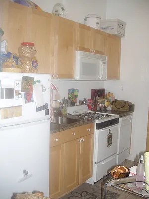 Rented by City Connections Realty | media 15