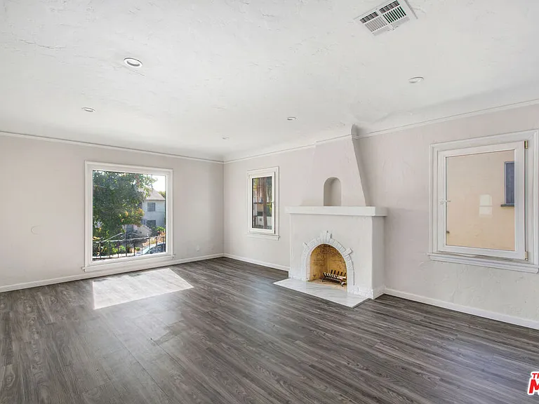 6089 Horner St — Photo 5
