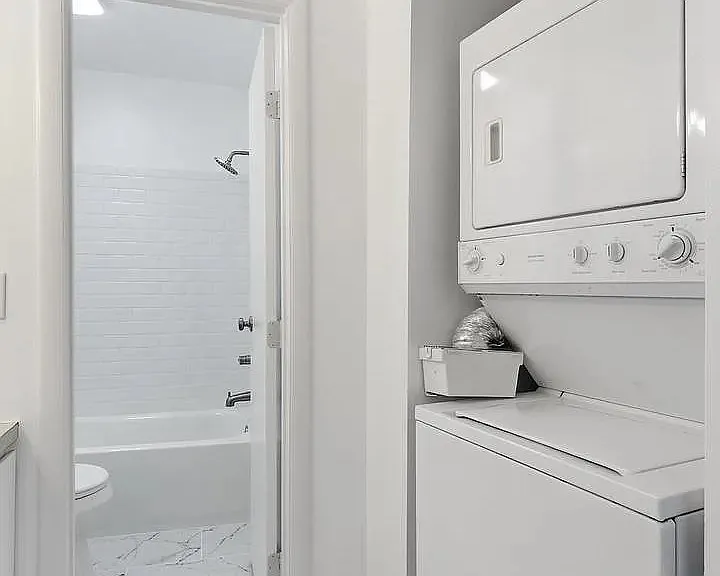 5810 Royal Ridge Dr #G — Photo 7