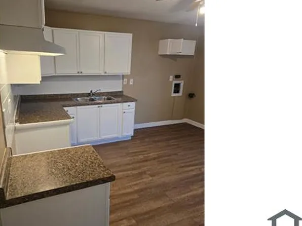 31 Saint Columba Dr, Cahokia, IL 62206