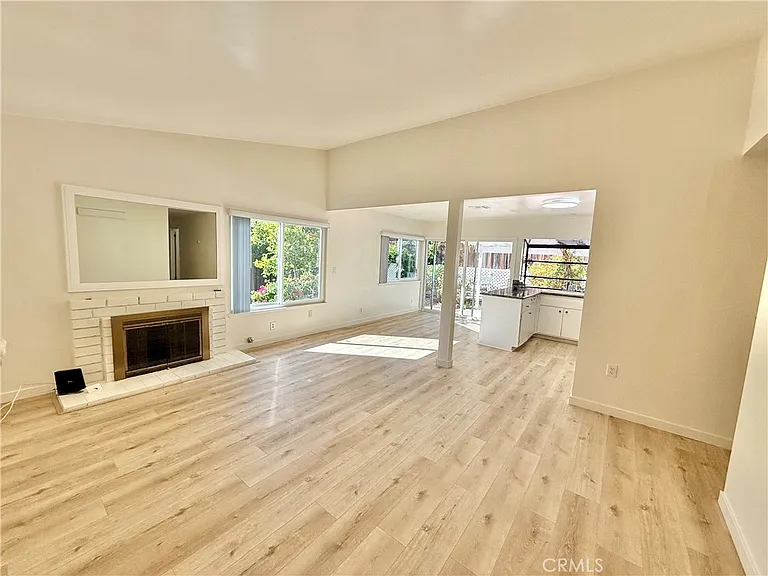 635 Flaming Star Ave — Photo 3