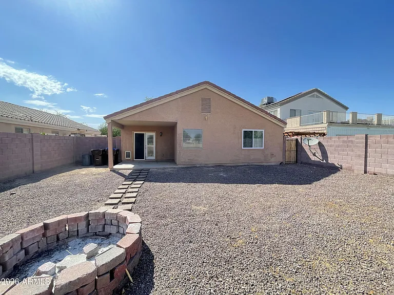24403 N Oasis Blvd — Photo 21