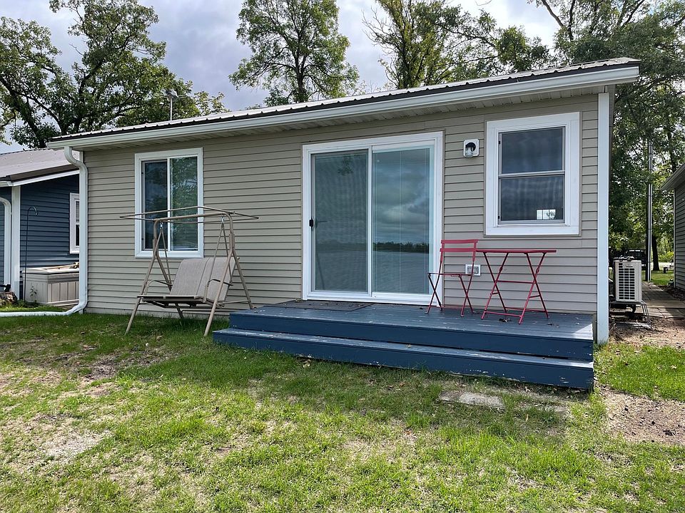 1st image of 27096 Little Floyd Lake Rd Unit 3