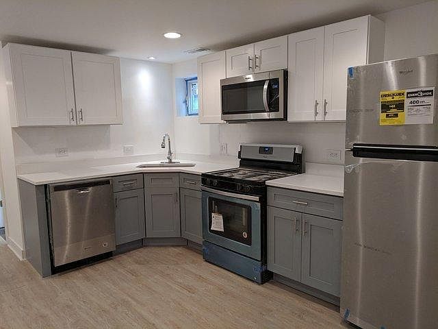 1st image of 6434 N Hamilton Ave #1GGT