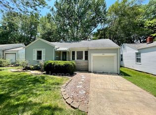 1929 S Kimbrough Ave, Springfield, MO 65807