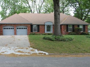 2317 E Cherryvale St, Springfield, MO 65804