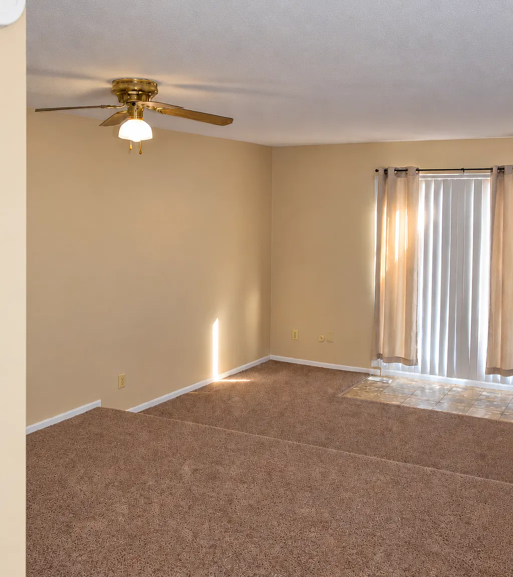 2 bed, 1.5 bath, 1024 sqft, $1,100 — Photo 4