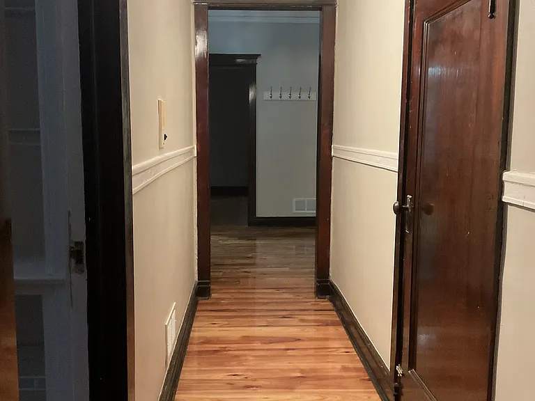 6111 S Greenwood Ave #1S — Photo 16