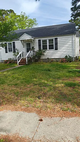 800 Mayfield Ave Photo 1