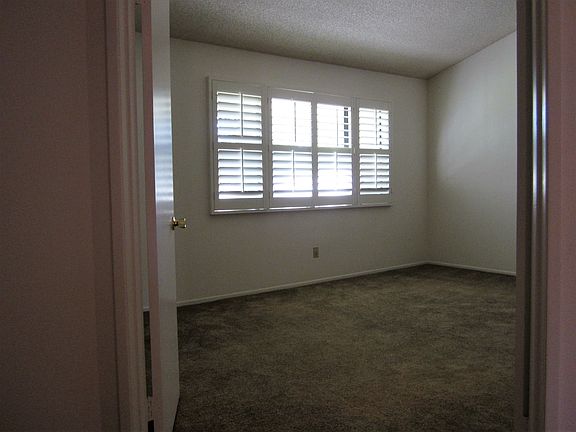 2nd image of 1413 Calle Lozano